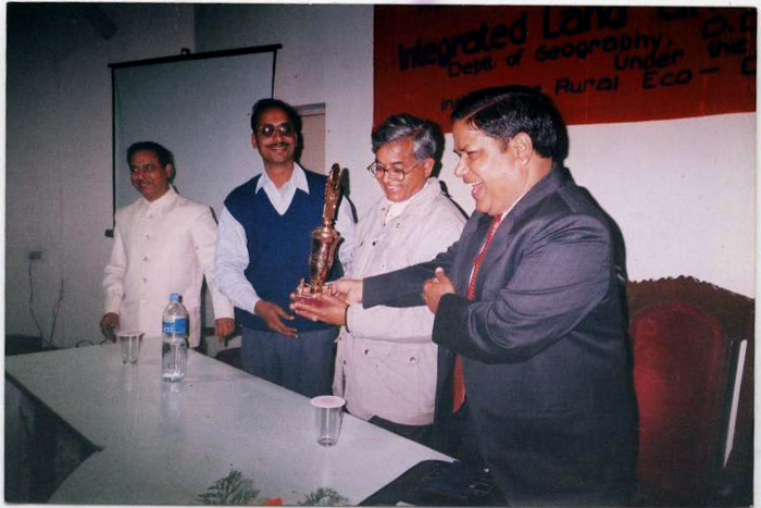 Honor of Prof. O.P. Singh in XIth Prithvi Parva.